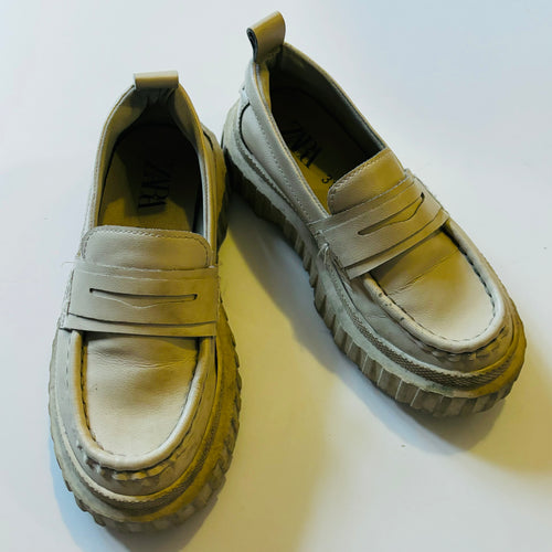 Chunky Loafers, 31 (13.5C) // Zara
