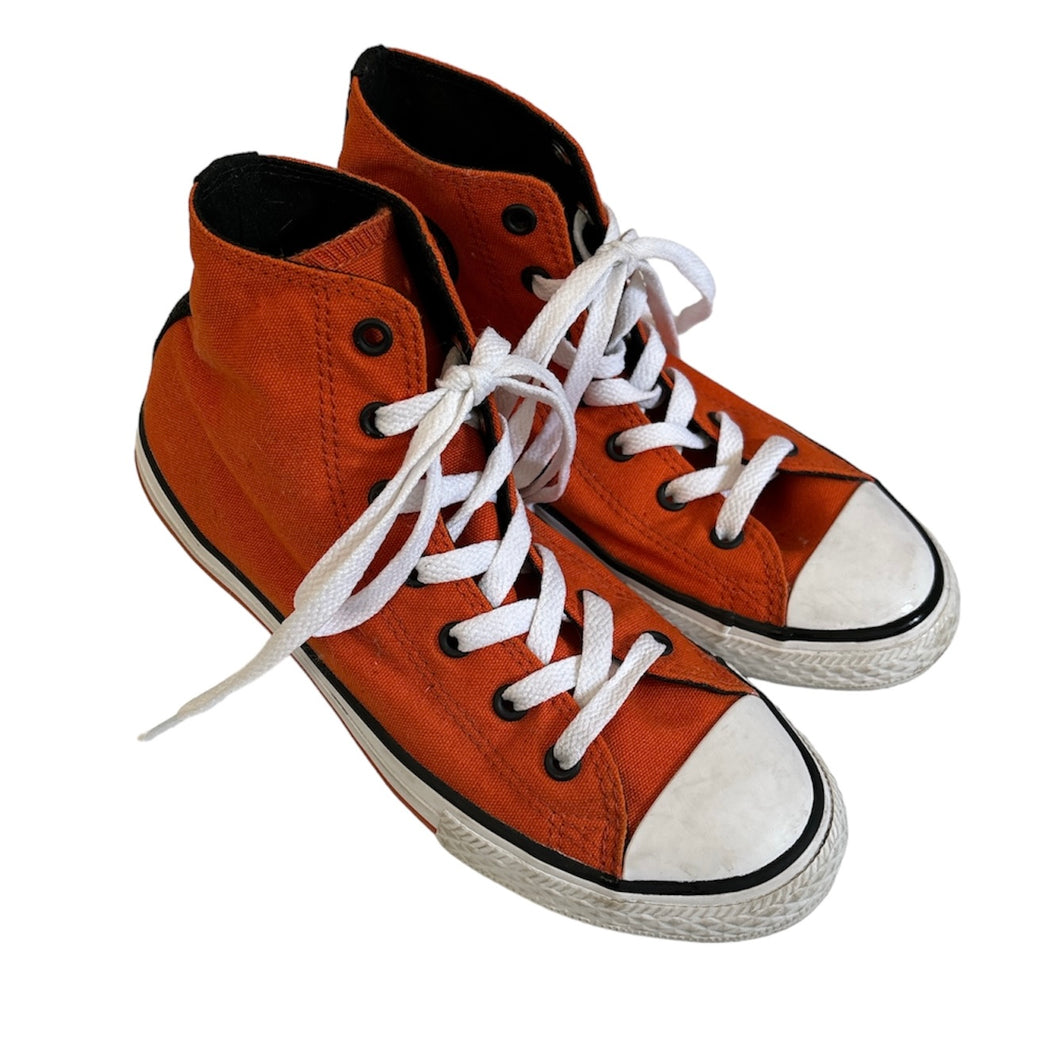 Hightop Sneakers, 4 youth // Converse