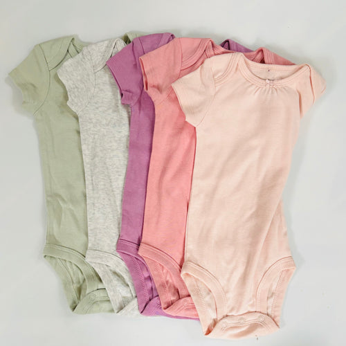 NEW Set of 5 Onesies, 6m