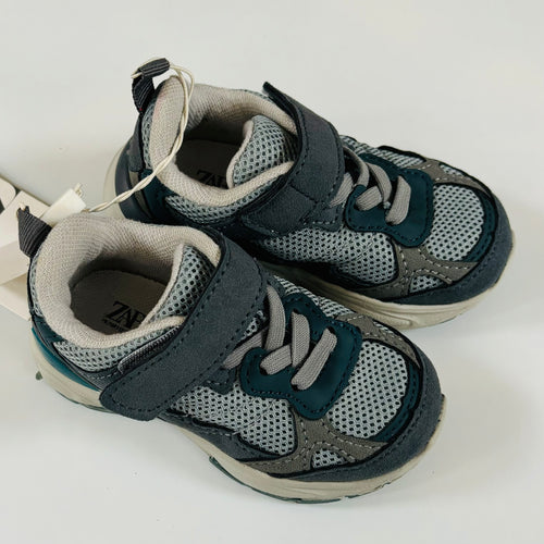 NEW Sneakers, 4.5C // Zara